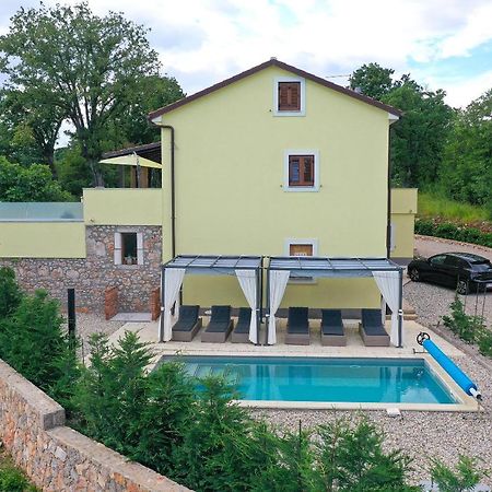 Holiday Home Tos Risika Extérieur photo