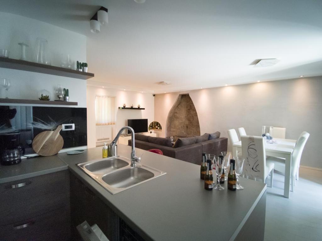 Holiday Home Tos Risika Extérieur photo