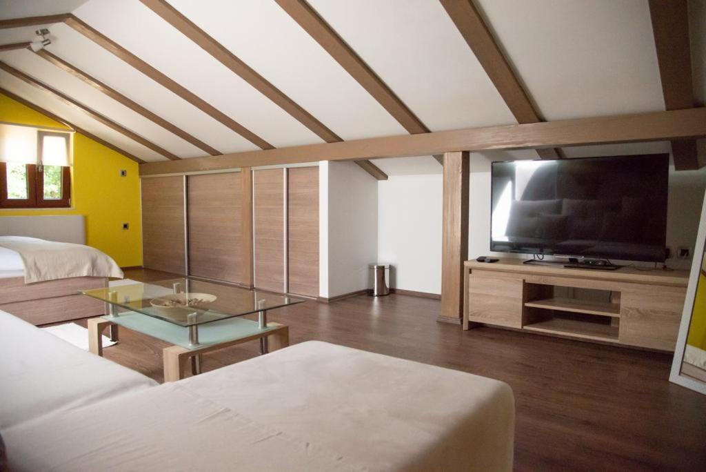 Holiday Home Tos Risika Extérieur photo