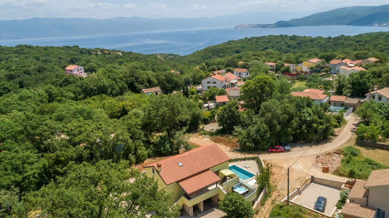 Holiday Home Tos Risika Extérieur photo