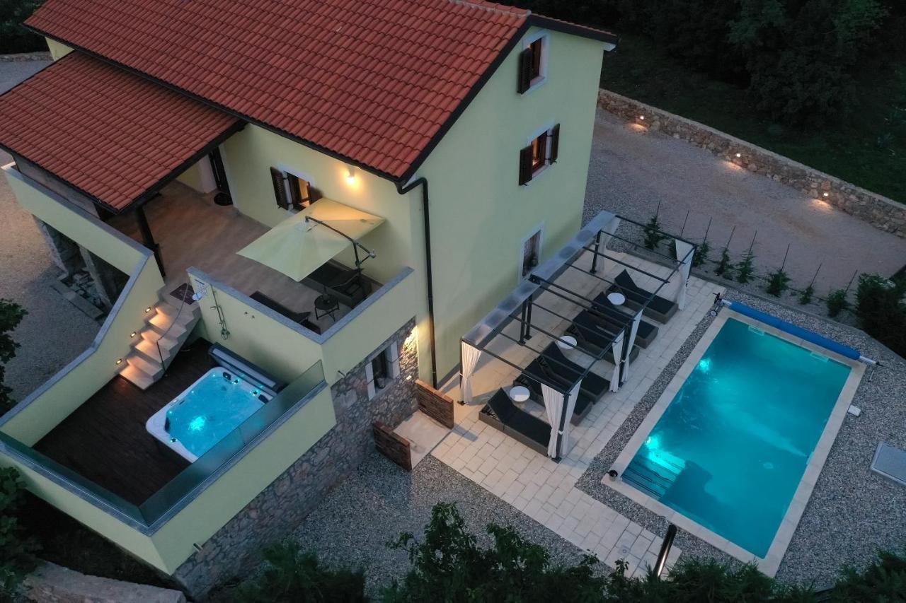 Holiday Home Tos Risika Extérieur photo