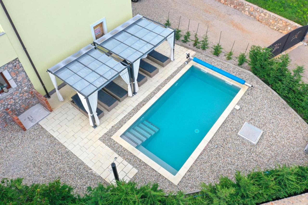 Holiday Home Tos Risika Extérieur photo