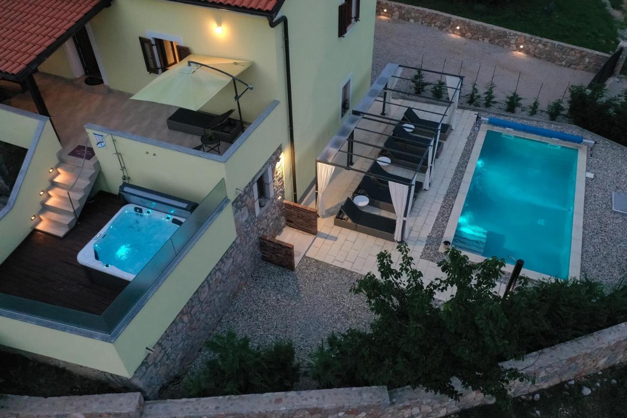 Holiday Home Tos Risika Extérieur photo