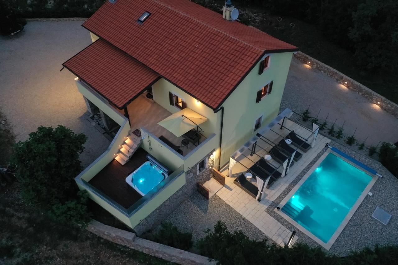 Holiday Home Tos Risika Extérieur photo