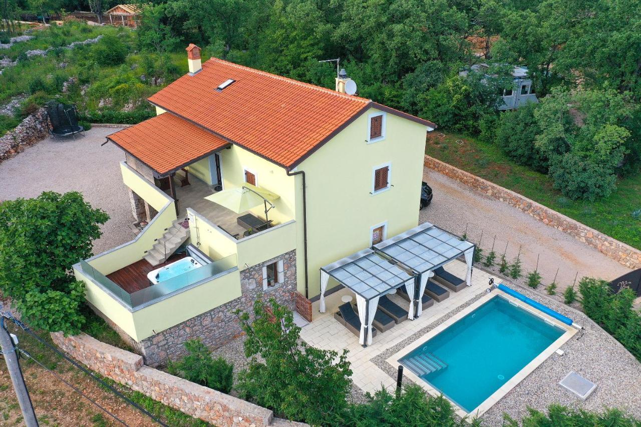 Holiday Home Tos Risika Extérieur photo
