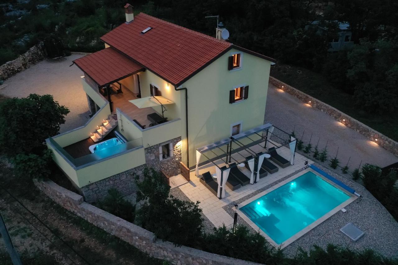 Holiday Home Tos Risika Extérieur photo