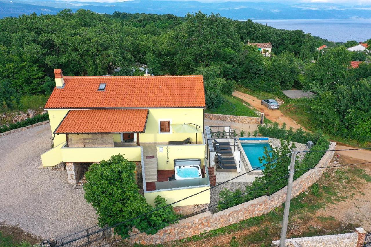 Holiday Home Tos Risika Extérieur photo