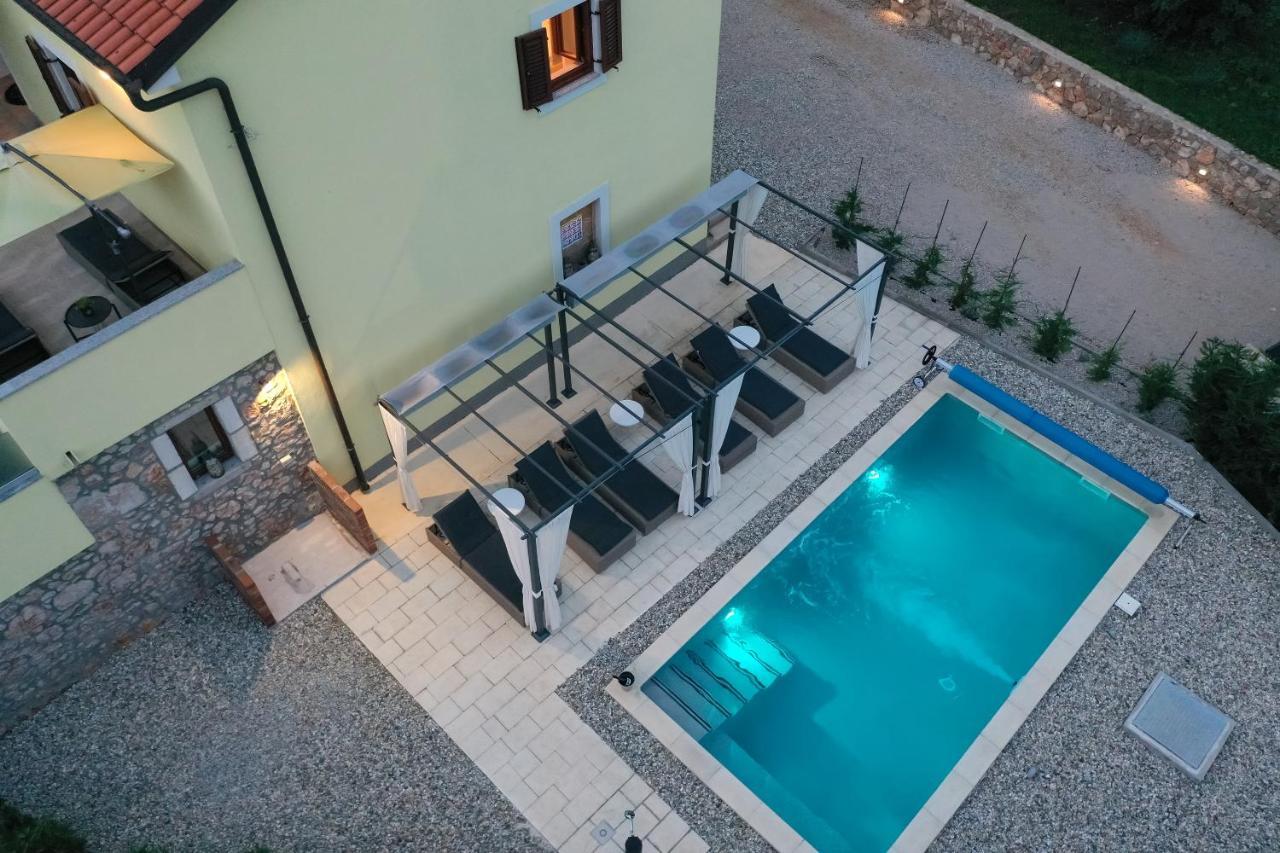 Holiday Home Tos Risika Extérieur photo