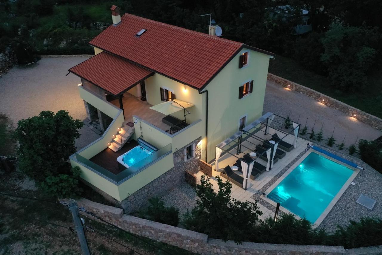 Holiday Home Tos Risika Extérieur photo