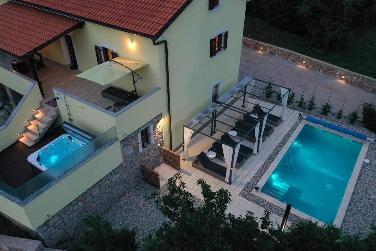 Holiday Home Tos Risika Extérieur photo